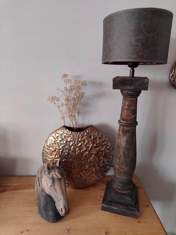 Houten Balusterlamp met Lampenkap beschikbaar voor biedingen