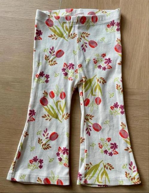HEMA flared broekje maat 80 | babykleding meisje, Kinderen en Baby's, Babykleding | Maat 80, Zo goed als nieuw, Meisje, Broekje