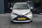 Toyota Aygo 1.0 VVT-i x-play, Airco, 360 camera, Bluetooth,, Euro 5, Stof, Gebruikt, 4 stoelen