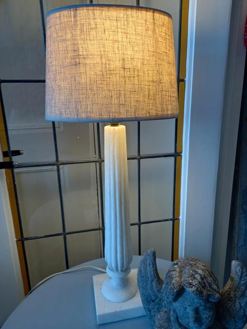Tafellamp marmeren voet (zonder kap), Antiek en Kunst, Antiek | Woonaccessoires, Ophalen of Verzenden