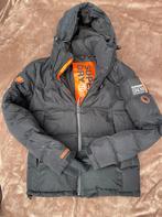 Zwarte Superdry winterjas ski / snowboard., Maat 48/50 (M), Zwart, Ophalen of Verzenden, Zo goed als nieuw