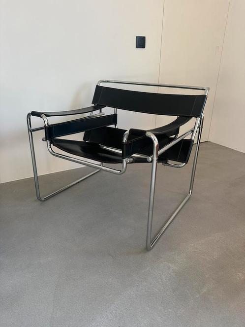 Vintage Wassily Chair, Marcel Breuer B3, Bauhaus, Huis en Inrichting, Stoelen, Gebruikt, Twee, Leer, Ophalen