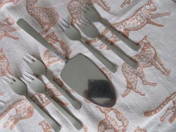 Gero Zilmeta 510 6 Taartvorkjes + Taartschep € 7,00 beschikbaar voor biedingen