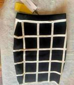 Karen Millen kort jurk rok dress XS zwart wit NIEUW rokje, Zwart, Nieuw, Ophalen of Verzenden, A