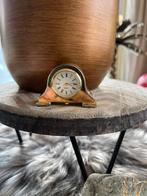 Vintage Quartz Klokje - Tafelklok, Antiek en Kunst, Antiek | Klokken, Ophalen of Verzenden