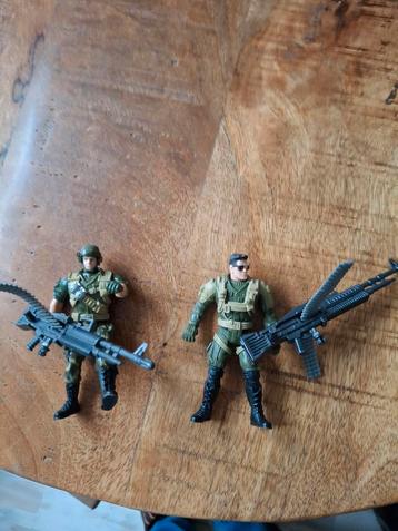 Vintage Speelgoed Soldaten met Geweren beschikbaar voor biedingen