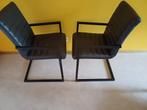 Te koop 2 leuke stoelen, Gebruikt, Twee, Zwart, Leer