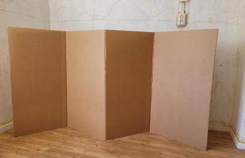 Tijdelijk 'gordijn' van karton (Kartent) 8 platen, Huis en Inrichting, Stoffering | Gordijnen en Lamellen, Nieuw, Minder dan 100 cm