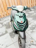 Piaggio zip 180cc LC, Fietsen en Brommers, Scooters | Piaggio, Ophalen, Zo goed als nieuw, Tweetakt, Zip