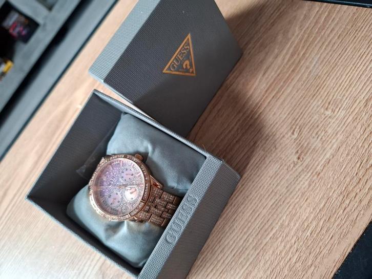 Guess horloge Dames Rose-Gold, Sieraden, Tassen en Uiterlijk, Horloges | Dames, Gebruikt, Guess, Staal, Staal, Ophalen of Verzenden