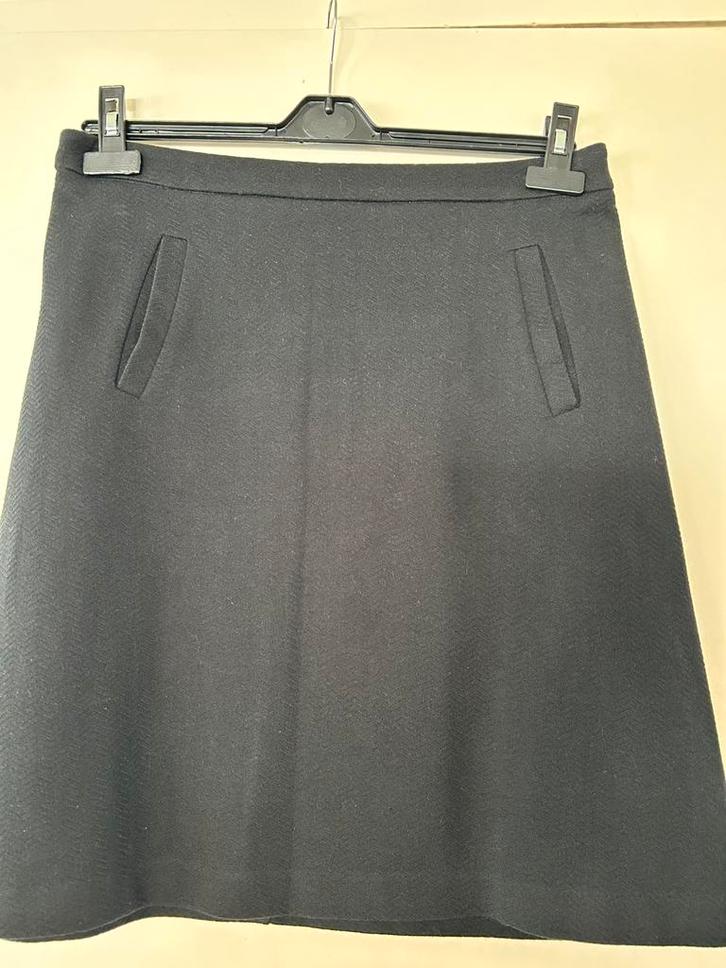 King Louie rok zwart maat L met steekzakjes, Kleding | Dames, Rokken, Zo goed als nieuw, Zwart, Knielengte, Ophalen of Verzenden