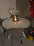 Witte eettafel, Huis en Inrichting, Tafels | Eettafels, Ophalen, Rond, Zo goed als nieuw, 100 tot 150 cm