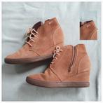 Schoenen maat 40, Kleding | Dames, Schoenen, Schoenen met lage hakken, Overige kleuren, Ophalen of Verzenden, Zo goed als nieuw