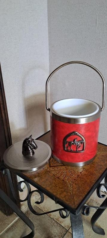 Vintage ijsemmer verzamelstuk 1960-1970 in paardenthema beschikbaar voor biedingen