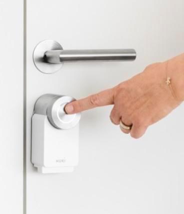 ZGAN: Nuki Pro3 deurslot: wifi, oplaadbaar, uitbreidbaar., Doe-het-zelf en Verbouw, Hang- en Sluitwerk, Zo goed als nieuw, Slot