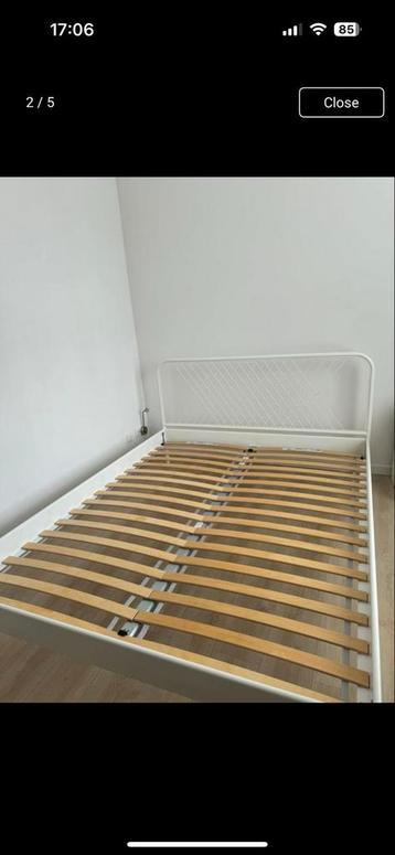 Gratis Ikea Bedframe, lattenbodem en matras beschikbaar voor biedingen