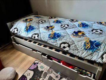 Tienerbed  incl logeerbed en 2 lades