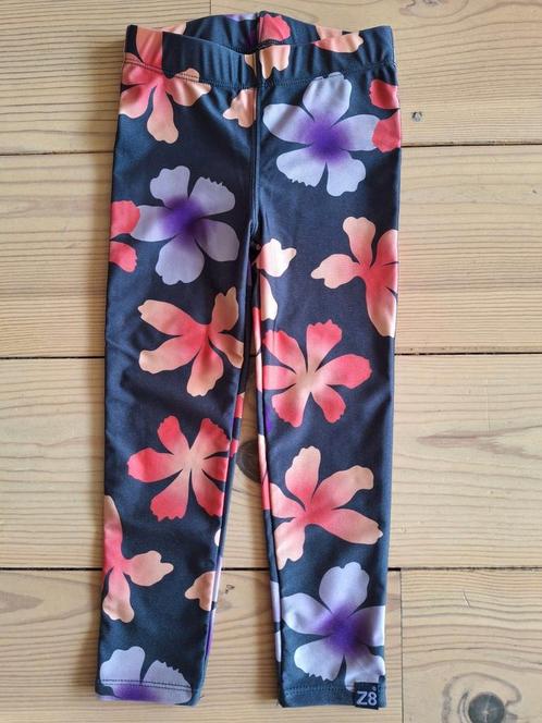 Z8 donkergrijze legging met bloemen print - Maat 98, Kinderen en Baby's, Kinderkleding | Maat 98, Nieuw, Meisje, Broek, Ophalen of Verzenden