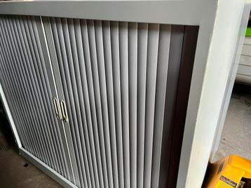 2 x jalouzie kast 120 b 105 h 45 cm diep schuifdeuren metaal beschikbaar voor biedingen