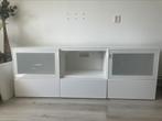Te koop: tv-meubel wit met glazen plaat, Huis en Inrichting, Ophalen, 150 tot 200 cm, Zo goed als nieuw, Minder dan 100 cm