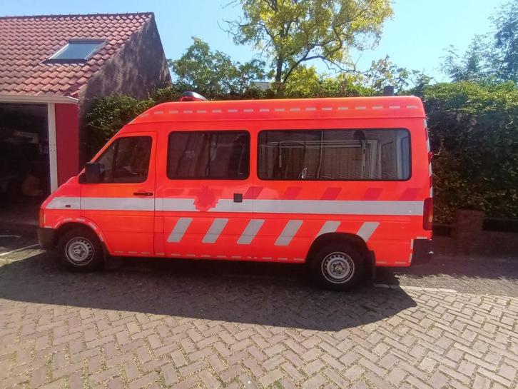 Kampeerauto,Camper, Volkswagen LT 2,5 TDI, Brandweerauto., Caravans en Kamperen, Campers, Particulier, tot en met 2, Buscamper of Camperbus