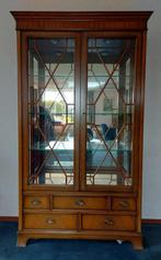 Heldense vitrinekast, Huis en Inrichting, Kasten | Vitrinekasten, Ophalen, 100 tot 150 cm, Zo goed als nieuw, 150 tot 200 cm