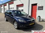 Ford Focus Wagon 1.6 Trend Airco Trekhaak, Auto's, Gebruikt, 4 cilinders, Origineel Nederlands, Handgeschakeld