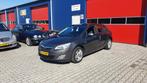 Opel Astra 1.4 Turbo Edition AIRCO CLIMA CRUISE TREKHAAK LM, Voorwielaandrijving, Gebruikt, 4 cilinders, Bedrijf