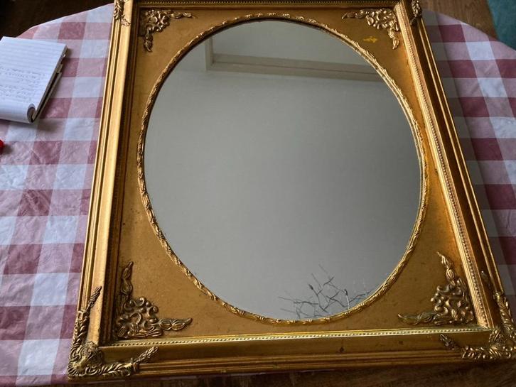 Spiegel Prachtig goud vergulde wandspiegel in Louis XV-stijl, Antiek en Kunst, Antiek | Spiegels, 50 tot 100 cm, Minder dan 100 cm