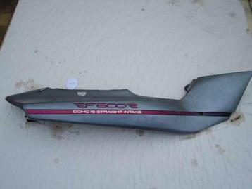 RF600 1993 - 1997 Suzuki Kuipdeel Kuipdeel kont D1-18347 beschikbaar voor biedingen