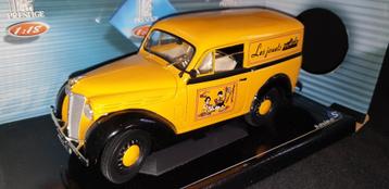 renault juva 4 1952 kleur geel solido1:18 beschikbaar voor biedingen