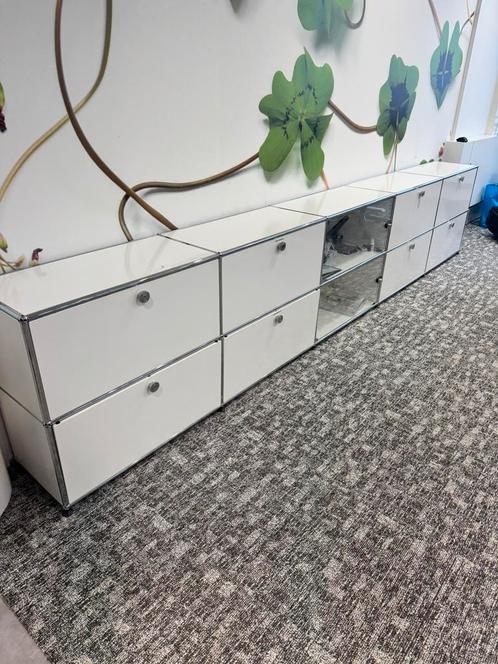 USM haller kast, Huis en Inrichting, Kasten | Dressoirs, Gebruikt, 200 cm of meer, 25 tot 50 cm, Met deur(en), Ophalen