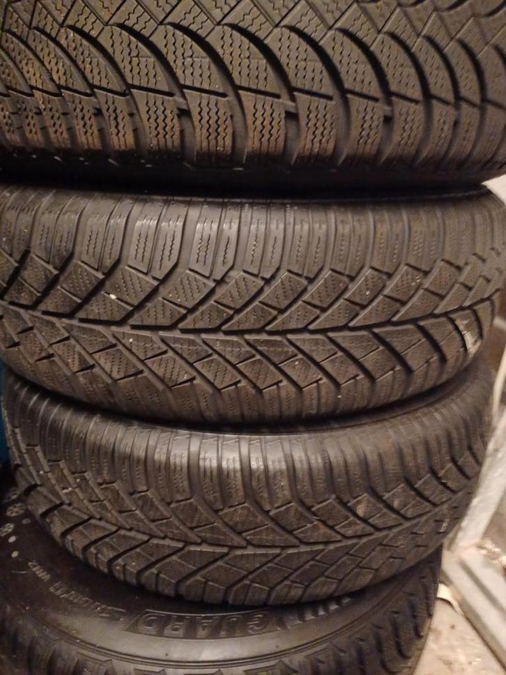 Winterbanden VW caddy 2007, Auto diversen, Auto-accessoires, Gebruikt, Ophalen