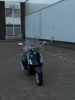 Piaggio vespa sprint, Fietsen en Brommers, Scooters | Vespa, Vespa S, Ophalen of Verzenden, Zo goed als nieuw, Benzine