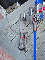 Dyson V7 Fluffy - Accu aan vervanging toe, Witgoed en Apparatuur, Stofzuigers, Ophalen of Verzenden, Gebruikt, Reservoir, Stofzuiger