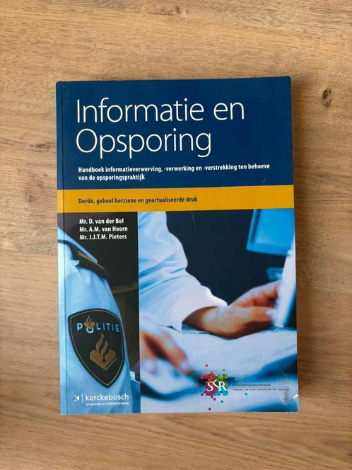 A.M. van Hoorn - Informatie en opsporing, Boeken, Overige Boeken, Zo goed als nieuw, Ophalen of Verzenden