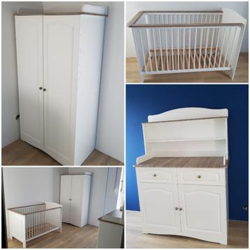 Complete babykamer beschikbaar voor biedingen