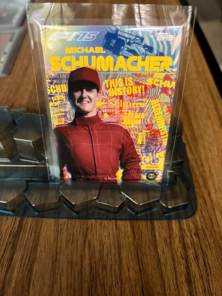 Topps Turbo Attax 2025 – Legend Kaart Michael Schumacher, Hobby en Vrije tijd, Stickers en Plaatjes, Zo goed als nieuw, Plaatje