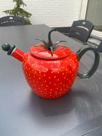 Theepot “ aardbei”., Ophalen of Verzenden, Zo goed als nieuw