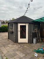 Tuinhuisje op zoek naar liefde, Tuinhuis, 2 ramen, Hout, Ophalen