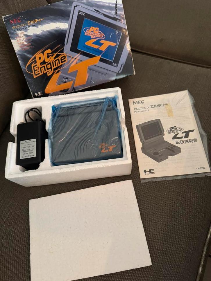 PC Engine LT Travel, Spelcomputers en Games, Spelcomputers | Overige, Zo goed als nieuw, Ophalen