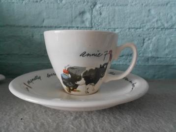 1 Kop en schotel Rien lang leve de boerderij beschikbaar voor biedingen