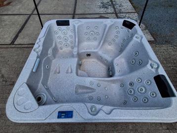 💦balboa jacuzzi amerikaans 💦VANDAAG GELEVERD 💥NU €1650 beschikbaar voor biedingen