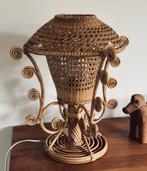 Vintage Rotan / rattan lamp / tafellamp / Peacock, Ophalen of Verzenden, Zo goed als nieuw, Minder dan 50 cm