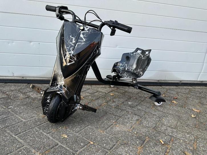 Elektrische Drift Trike Kart 250W Bluetooth cadeautip NIEUW, Kinderen en Baby's, Speelgoed | Buiten | Voertuigen en Loopfietsen