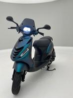 Piaggio Zip 4takt met geelkenteken, Fietsen en Brommers, Scooters | Piaggio, Ophalen, Gebruikt, Maximaal 45 km/u, Zip
