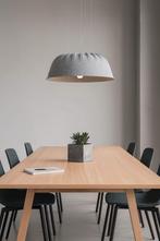 2x DeVorm Fost Bulb PET Felt Akoestische duurzame hanglamp, Ophalen, Kunststof, Zo goed als nieuw, Minder dan 50 cm