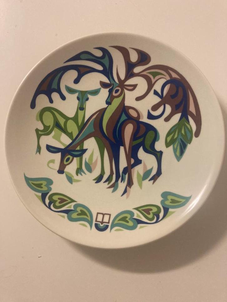 OWA Delfts Anno 1661 Bord – Gestileerde Herten, Antiek en Kunst, Antiek | Keramiek en Aardewerk, Ophalen of Verzenden