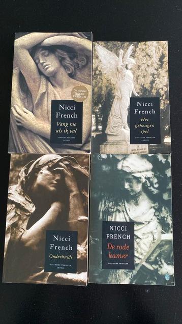 Pakket van 4 nicci french boeken beschikbaar voor biedingen