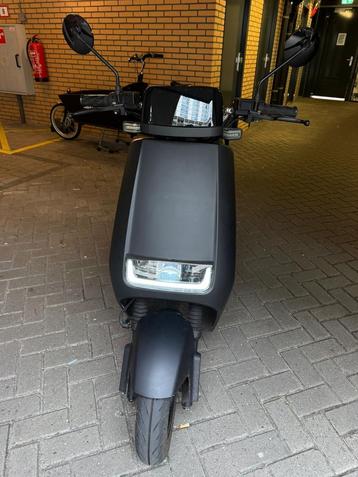 La Souris Elektrische Scooter beschikbaar voor biedingen